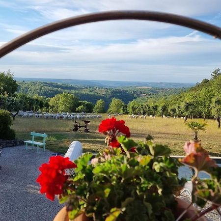 Reilhaguet Domaine La Garenne Bed & Breakfast エクステリア 写真