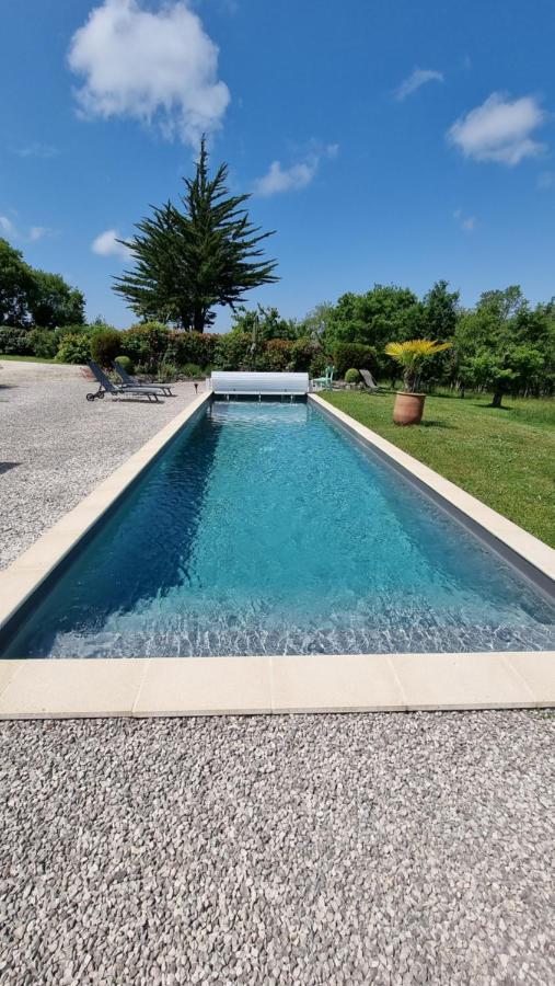 Reilhaguet Domaine La Garenne Bed & Breakfast エクステリア 写真